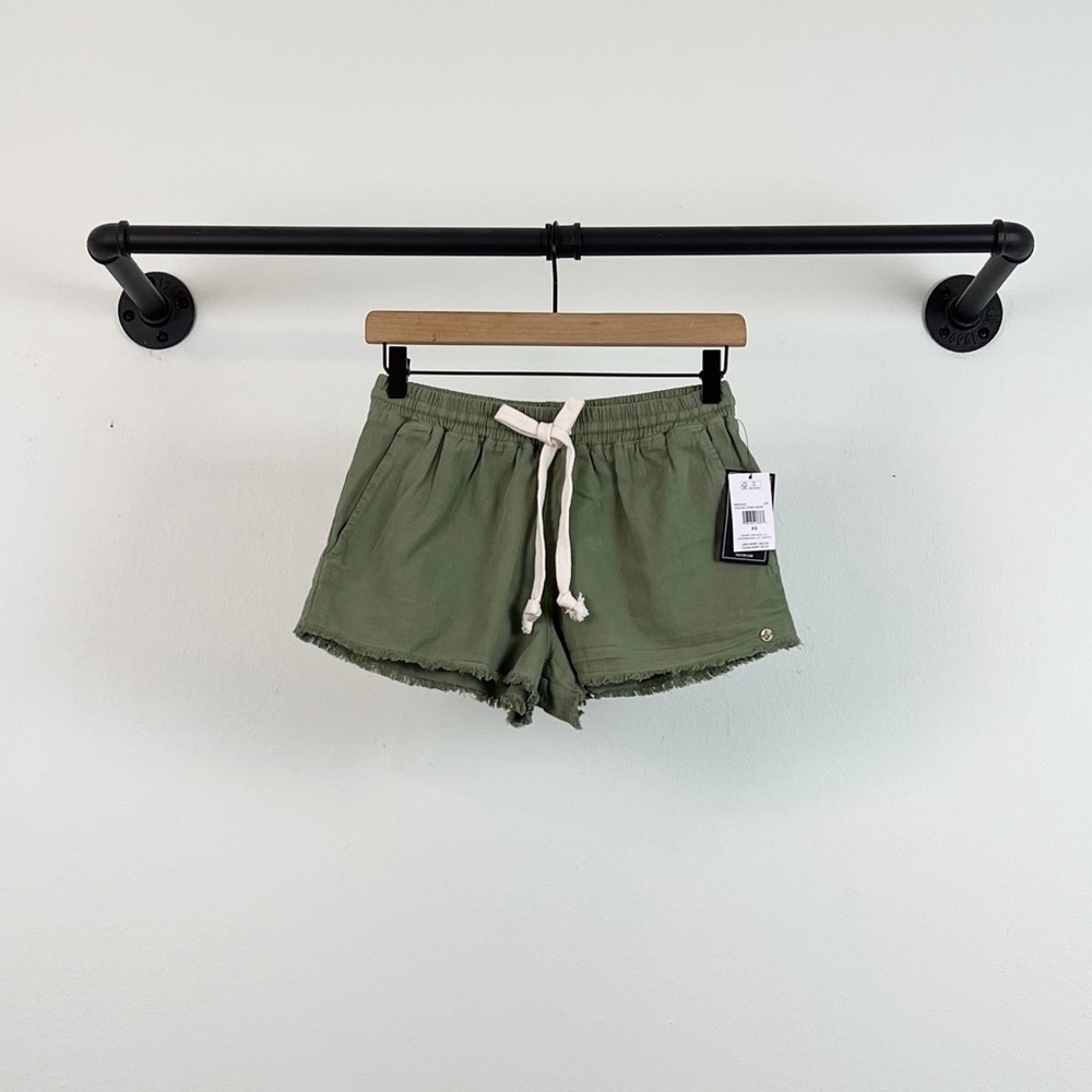 NWT Volcom Strutin Stone Drawstring Pull On Shorts in Army Green Cargo - Picture 5 of 8